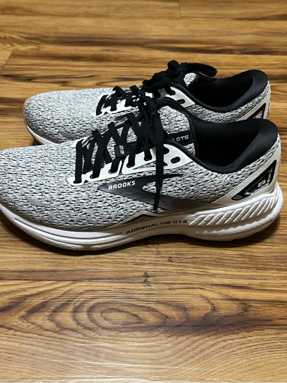 nike brooks adrenaline Gts 23 - Picture 2 of 7